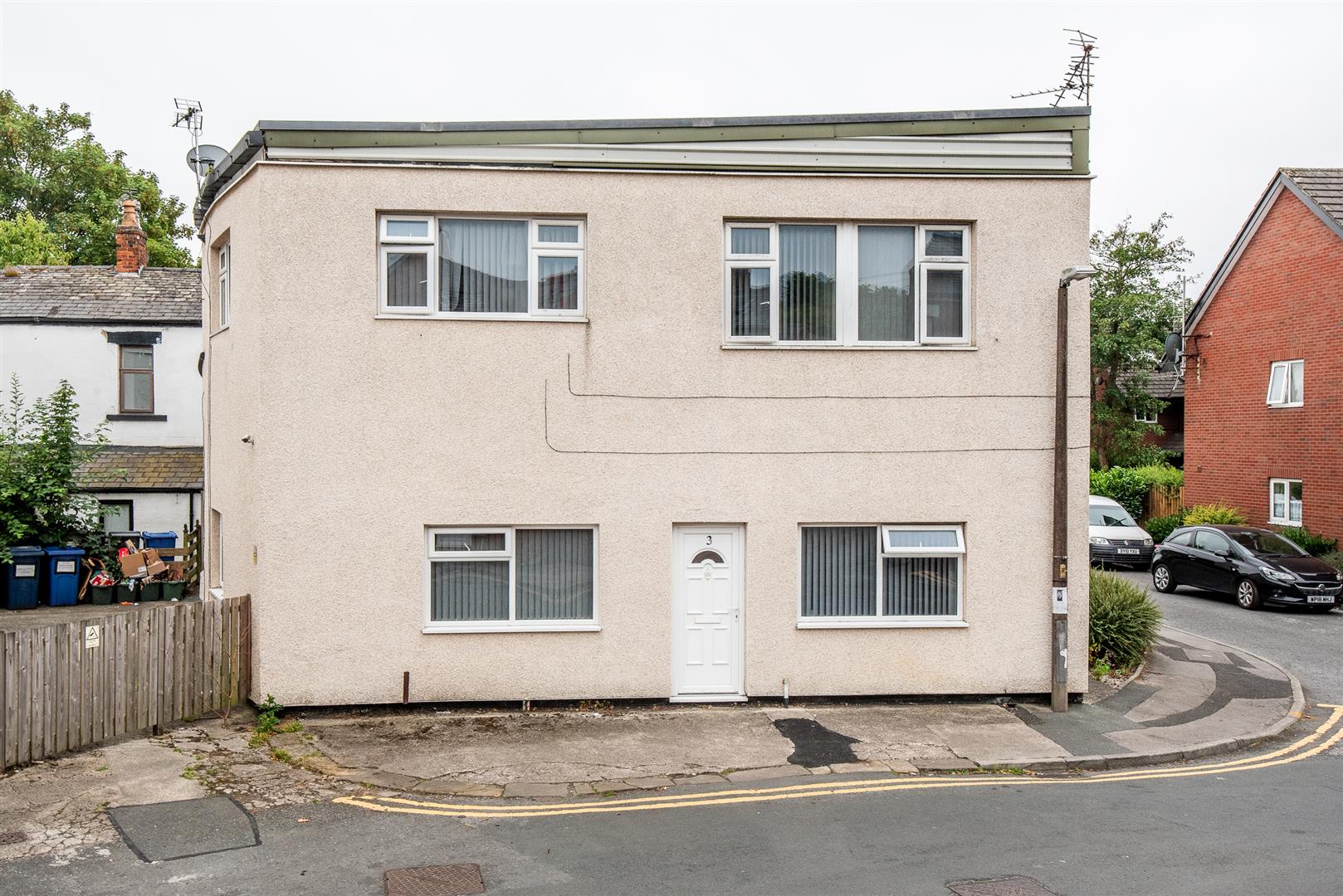 2 bed property in Ward Street, Lostock Hall
